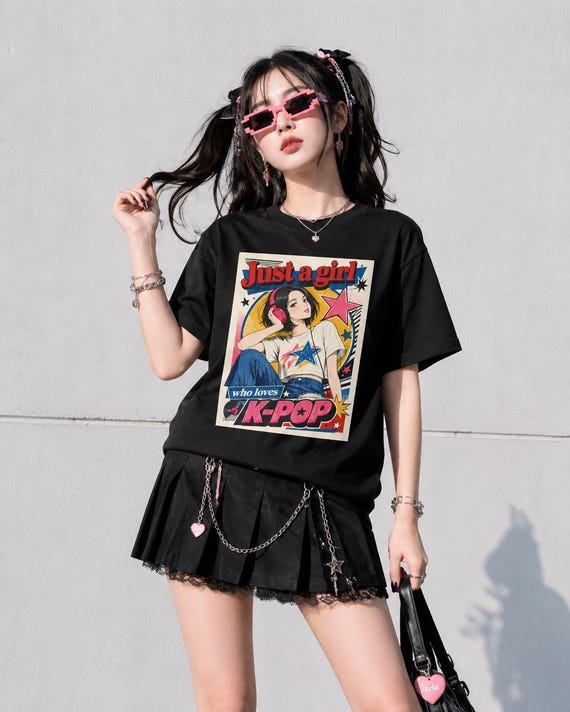 Just a Girl Who Loves K-Pop graphic T-shirt